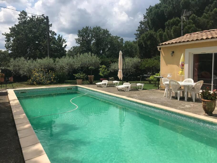 Gite Avec Piscine Au Coeur De La Vallee De La Ceze Saint-Laurent-de-Carnols ภายนอก รูปภาพ