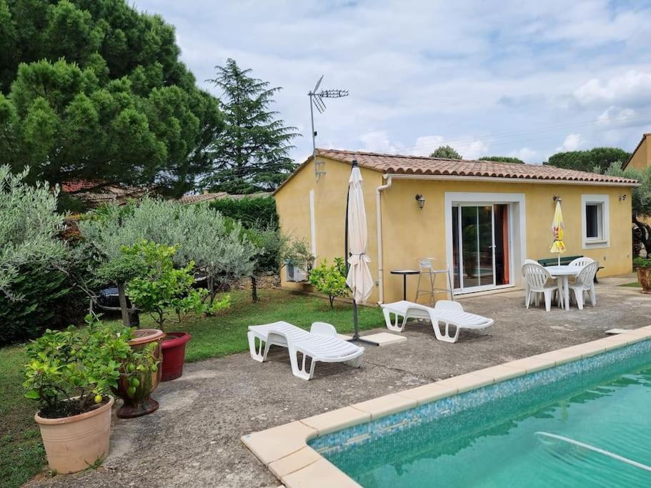 Gite Avec Piscine Au Coeur De La Vallee De La Ceze Saint-Laurent-de-Carnols ภายนอก รูปภาพ